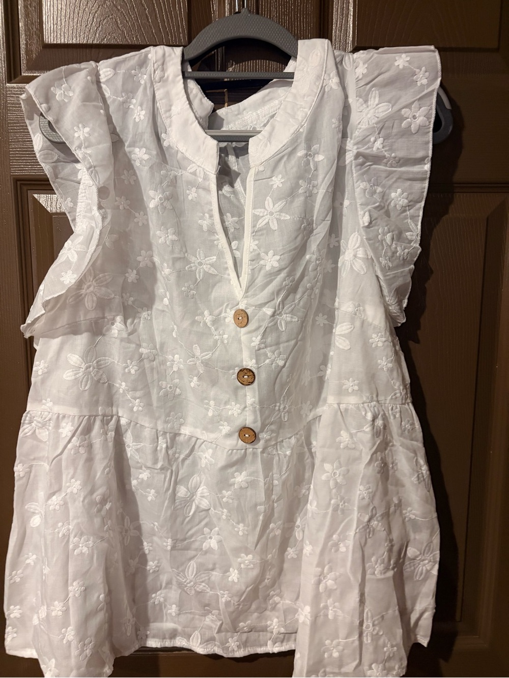 SHEIN White Embroidered Flutter-Sleeve Button Blouse